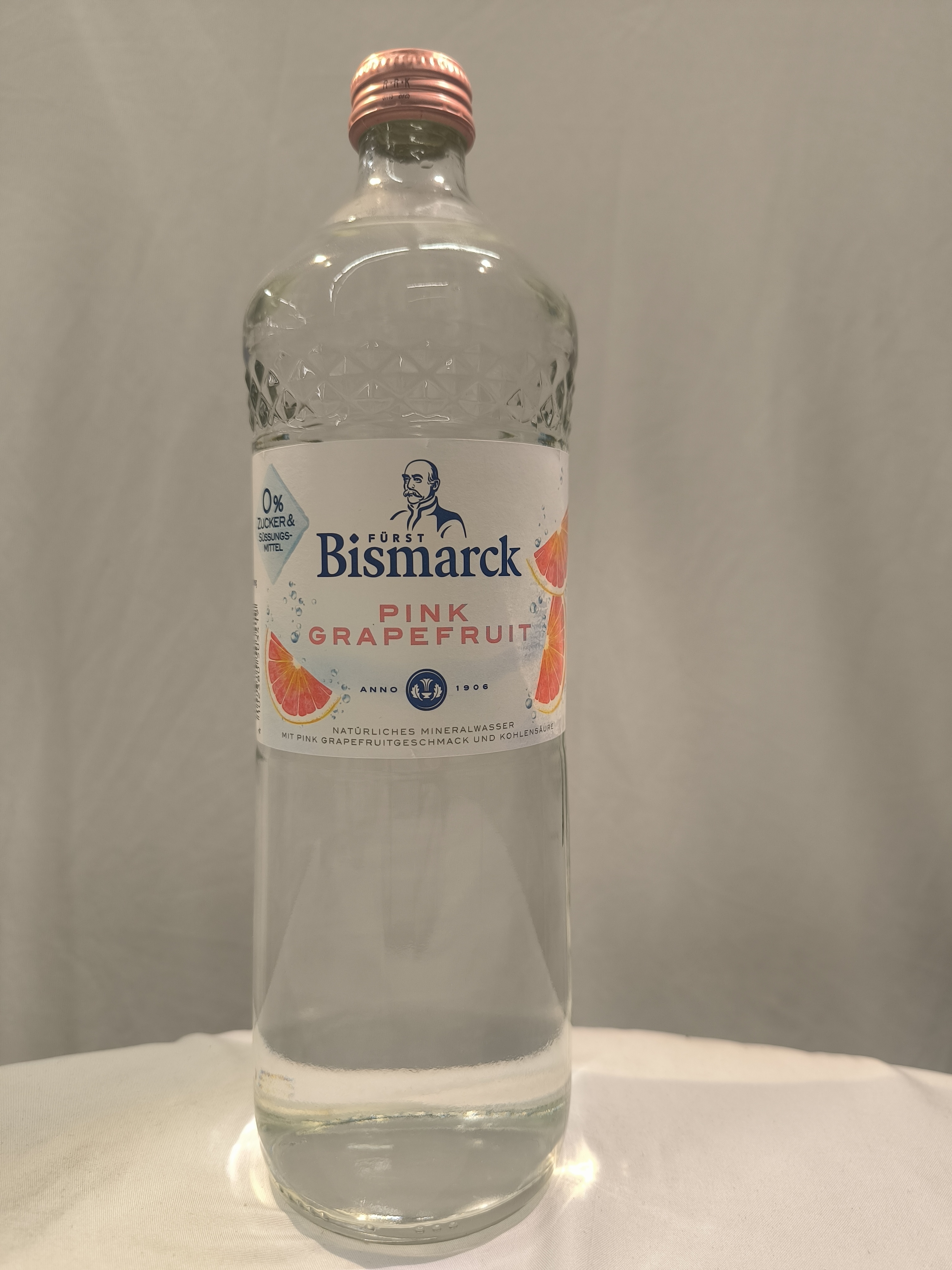 Fürst Bismarck Wasser +  Pink Grapefruit